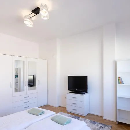 1bdr Flat In Center Of Vitoshka Blvd *