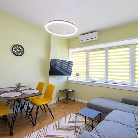1bdr Flat In Center Of Vitoshka Blvd Apartment *